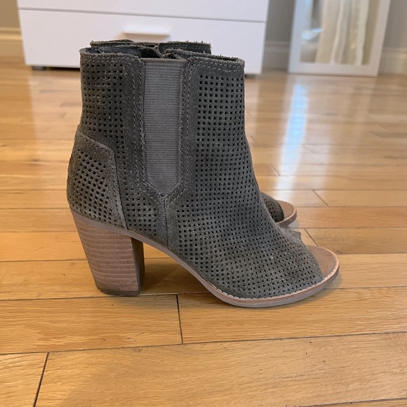 Camo green TOMS heels - Picture 2 of 4